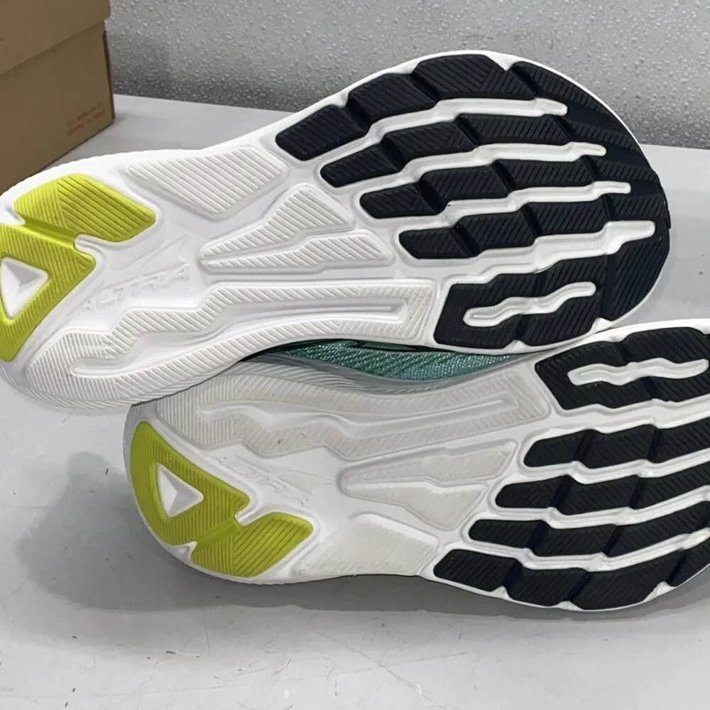 Altra Experience Flow Running Shoes - Picture 3 of 10